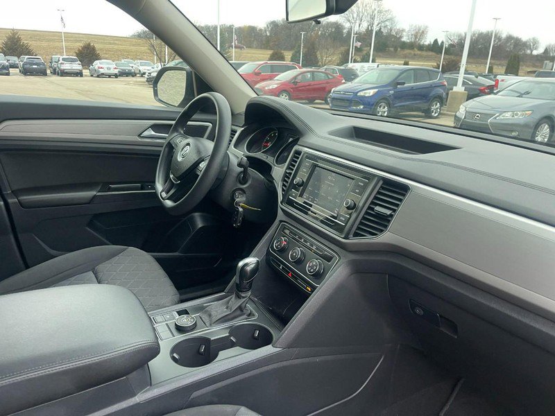 Used 2019 Volkswagen Atlas S w/ Towing Package AWD/4WD image 2