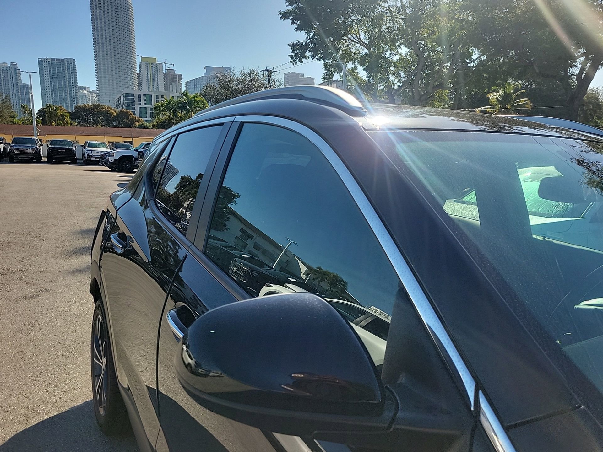 Used 2022 Buick Encore GX Select image 10