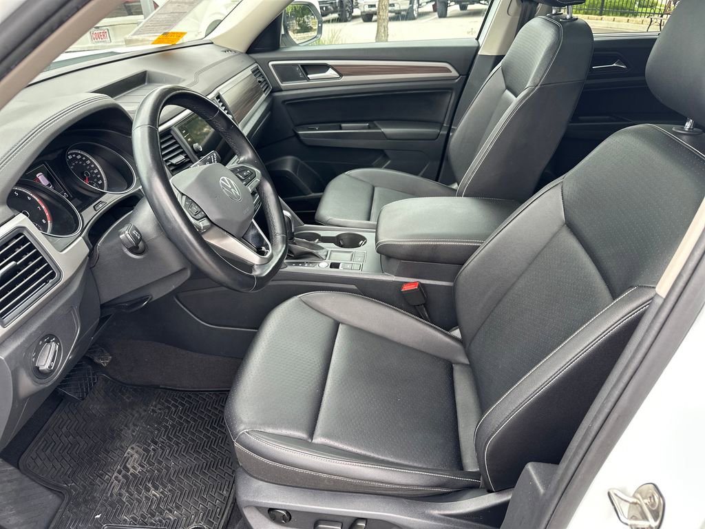 Used 2021 Volkswagen Atlas SE w/ Panoramic Sunroof Package FWD image 35