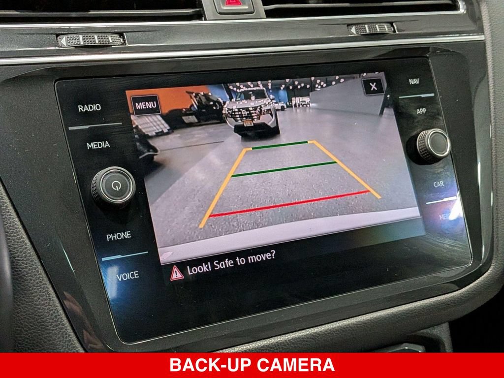 Used 2019 Volkswagen Tiguan SEL AWD/4WD image 27