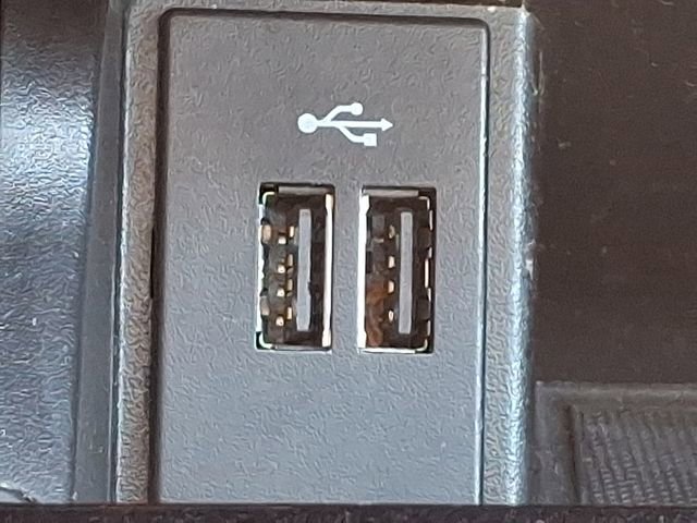 Used 2018 INFINITI QX30 Premium w/ Navigation Package image 27