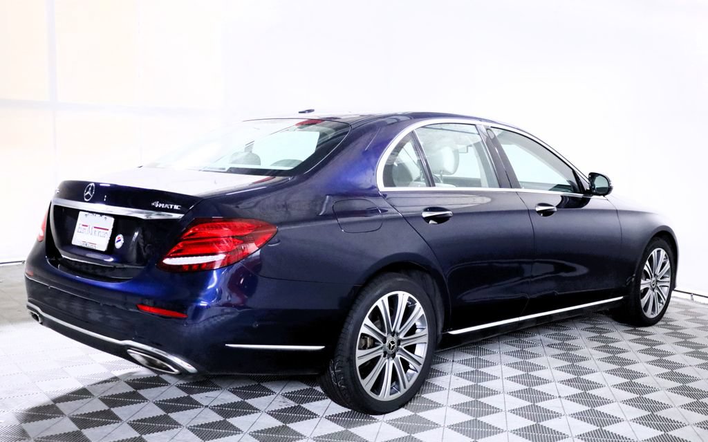 Certified 2018 Mercedes-Benz E 400 4MATIC Sedan image 6