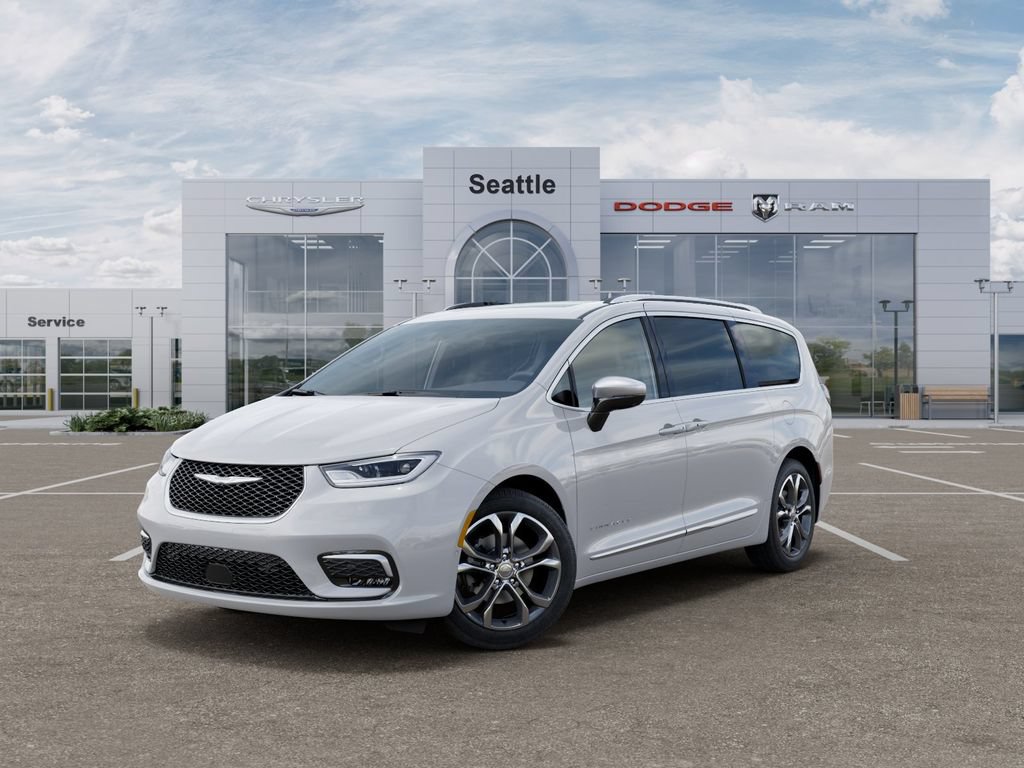 New 2026 Chrysler Pacifica Pinnacle