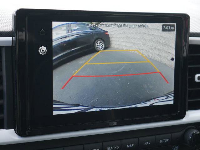 Used 2023 Hyundai Venue Limited image 17