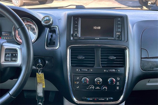 Used 2017 Dodge Grand Caravan SE w/ Power Window Group image 6