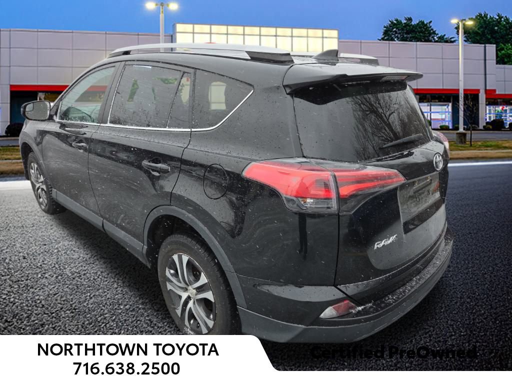 Used 2018 Toyota RAV4 LE w/ Carpet Mat Package image 9