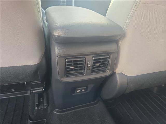 Used 2025 Toyota RAV4 XLE FWD image 15