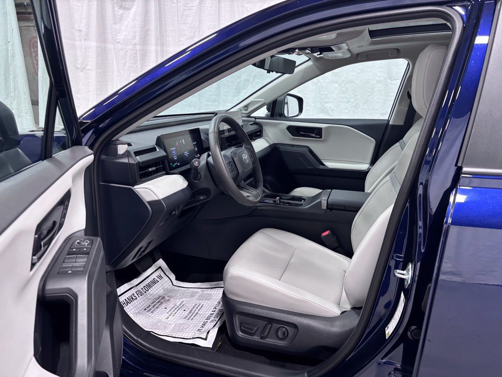 Used 2026 Toyota RAV4 Limited AWD/4WD image 10