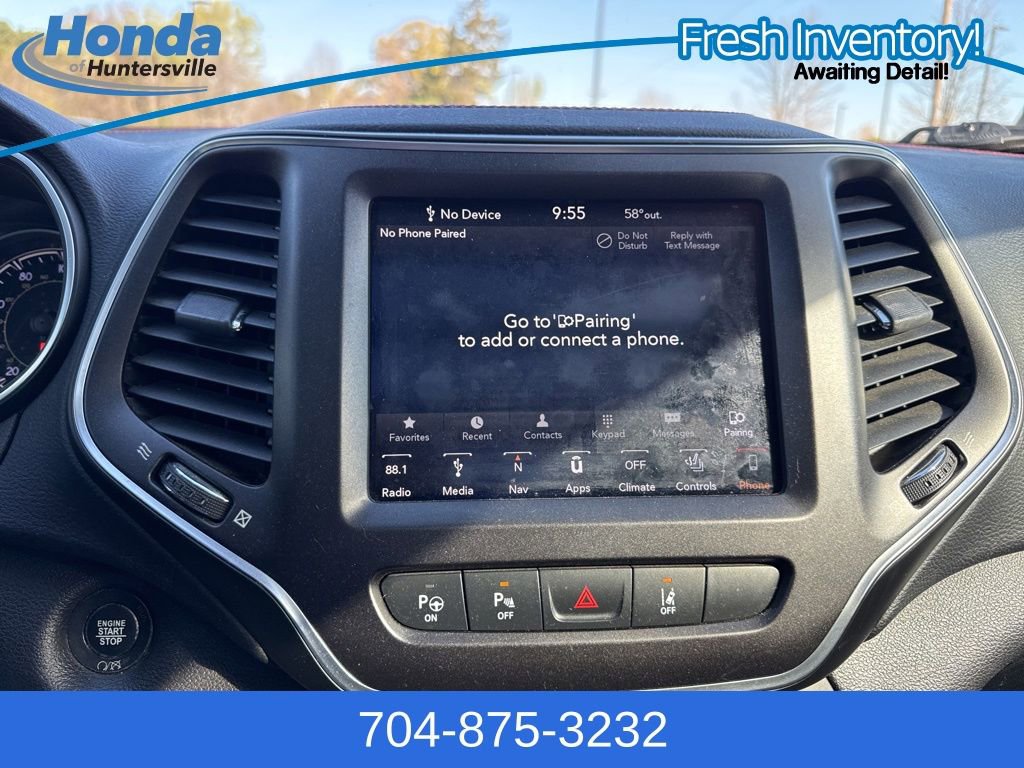 Used 2019 Jeep Cherokee Trailhawk image 28