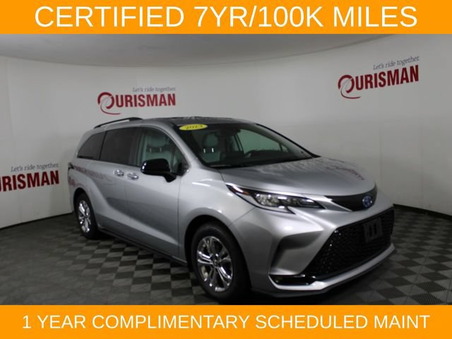 Used 2023 Toyota Sienna XSE AWD/4WD image 11