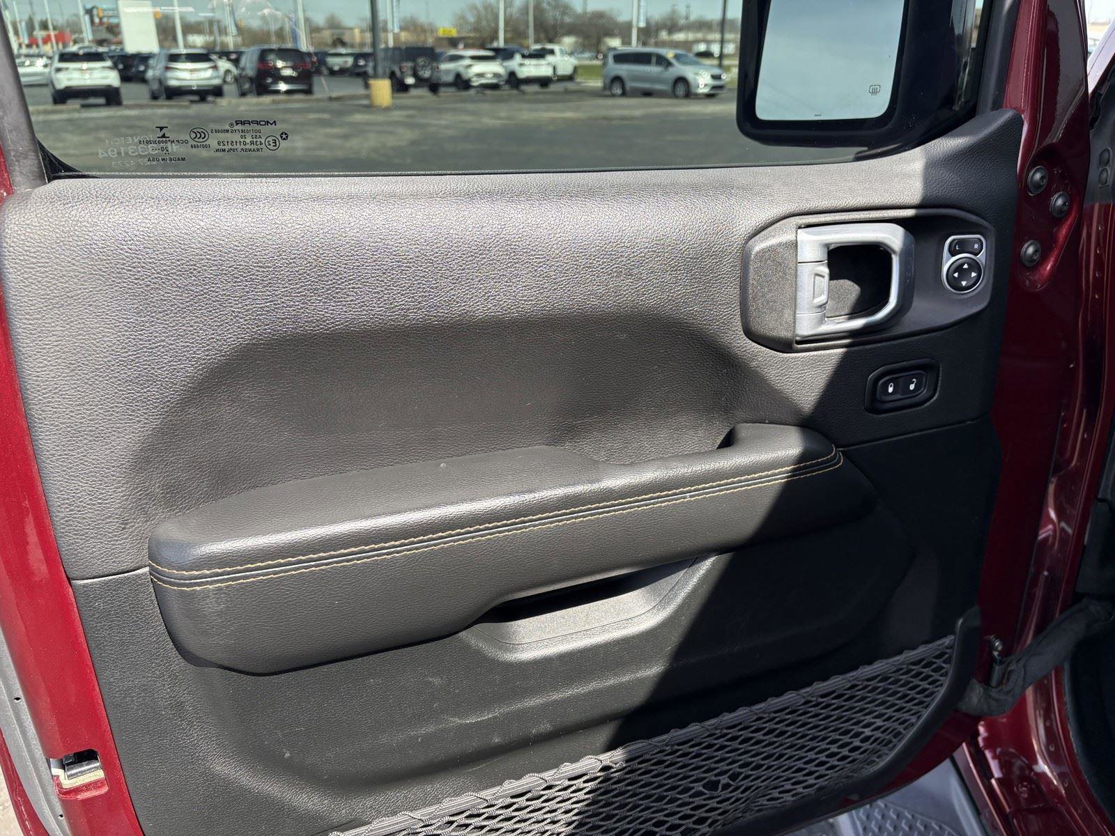 Used 2021 Jeep Gladiator Overland image 14