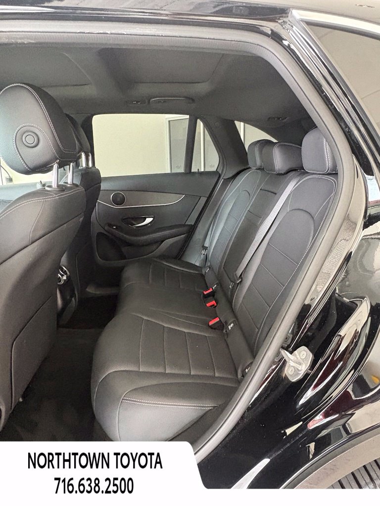 Used 2021 Mercedes-Benz GLC 300 4MATIC image 14
