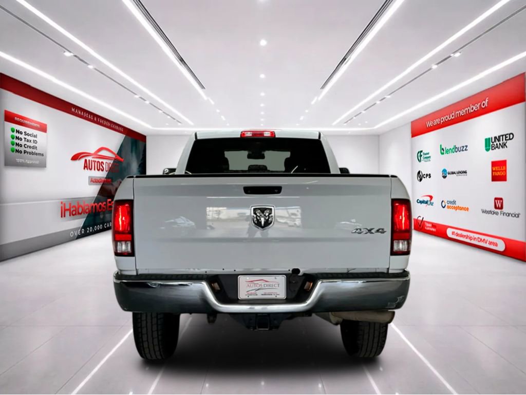 Used 2018 RAM 3500 Tradesman w/ Chrome Appearance Group AWD/4WD image 7