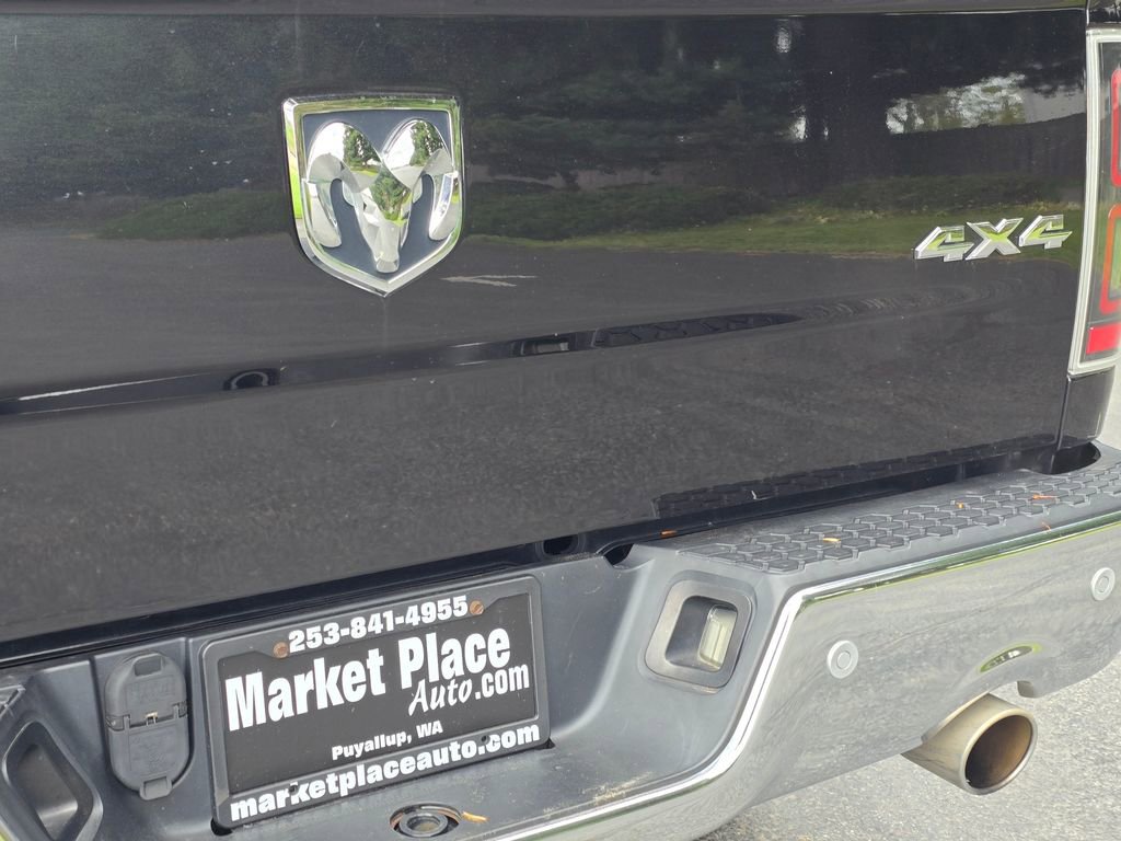 Used 2015 RAM 1500 Laramie w/ Convenience Group AWD/4WD image 15