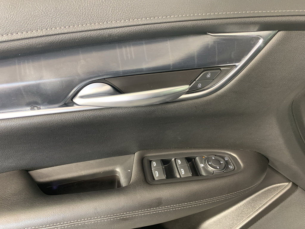 Used 2021 Cadillac XT5 Luxury FWD image 14
