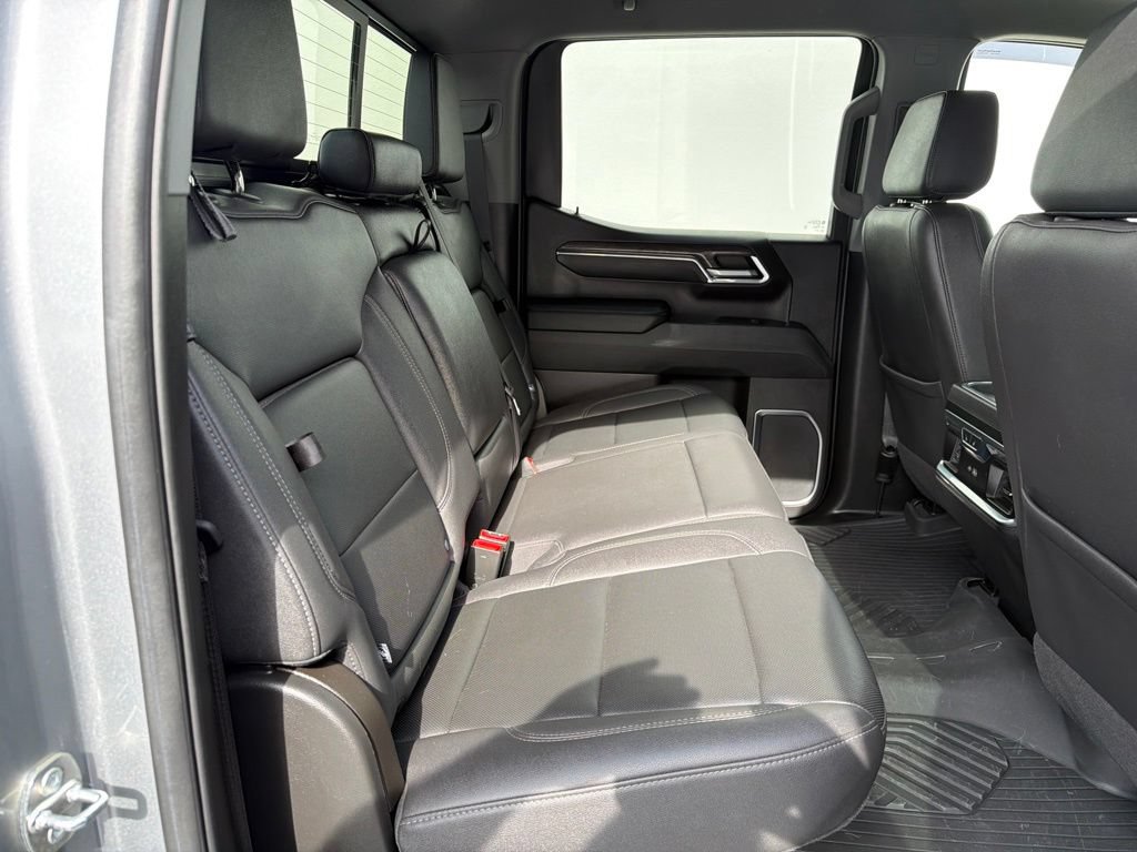 Used 2023 Chevrolet Silverado 1500 LTZ AWD/4WD image 27