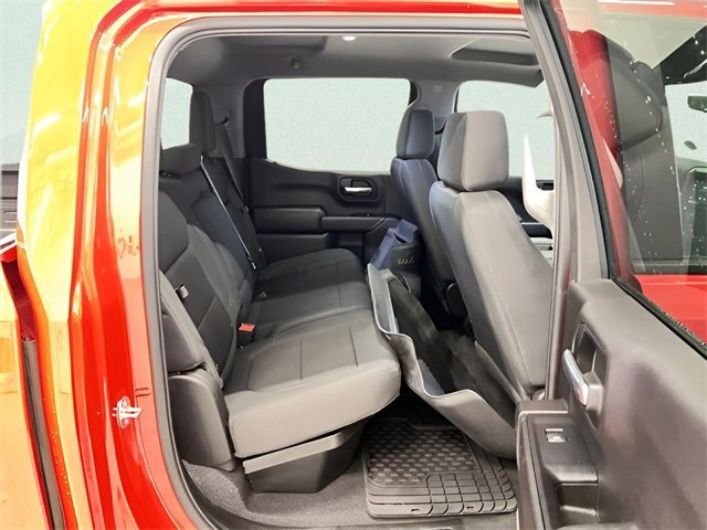 Used 2020 Chevrolet Silverado 1500 Custom w/ Custom Value Package image 11