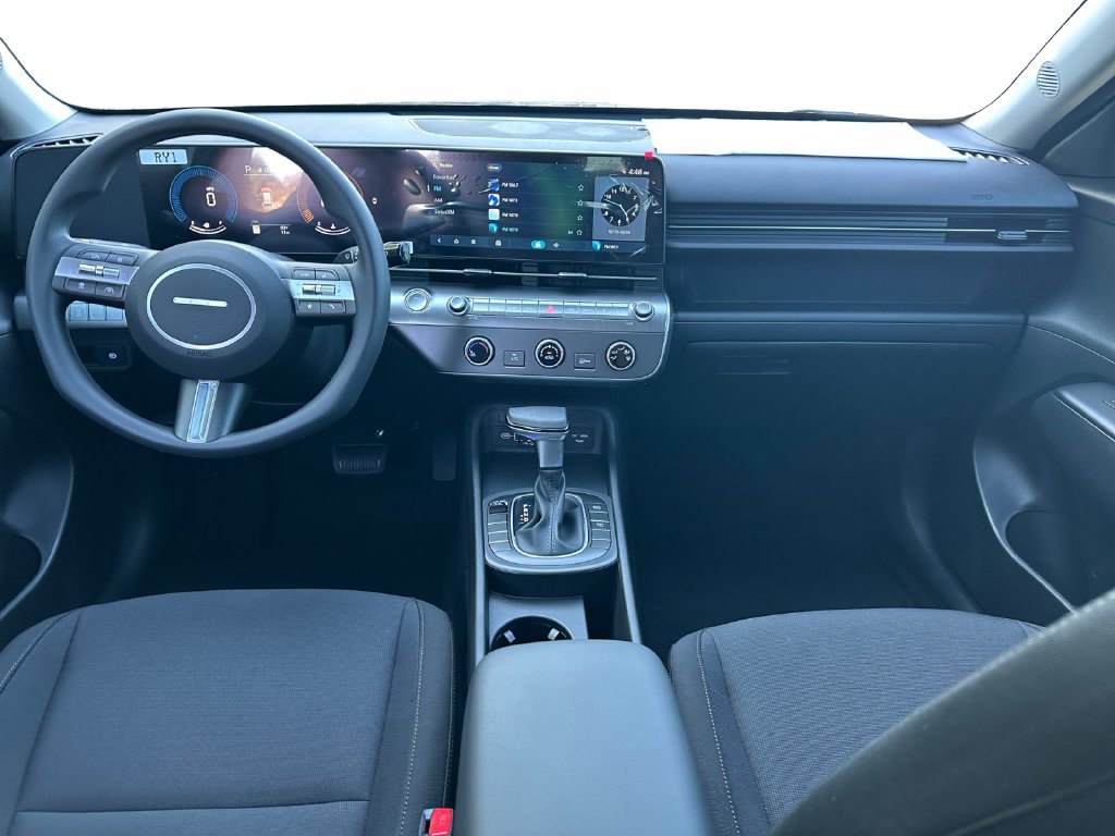 New 2027 Hyundai Kona SE FWD image 21