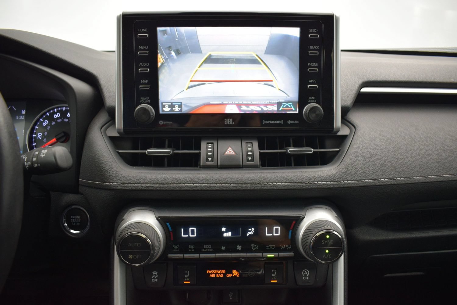 Used 2021 Toyota RAV4 XLE Premium AWD/4WD image 18