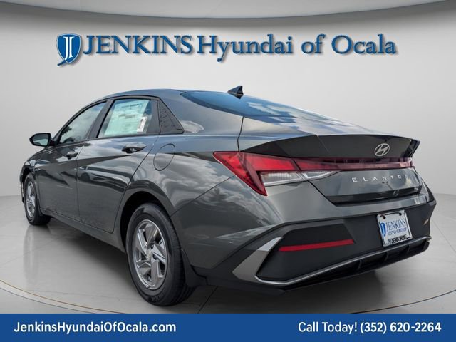 New 2026 Hyundai Elantra SE image 5