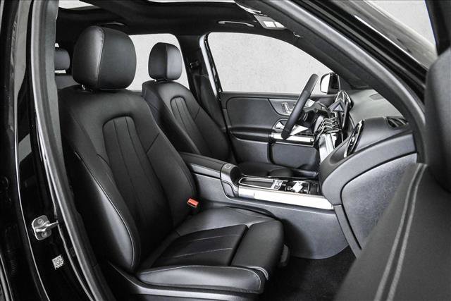 New 2026 Mercedes-Benz GLB 250 4MATIC image 23