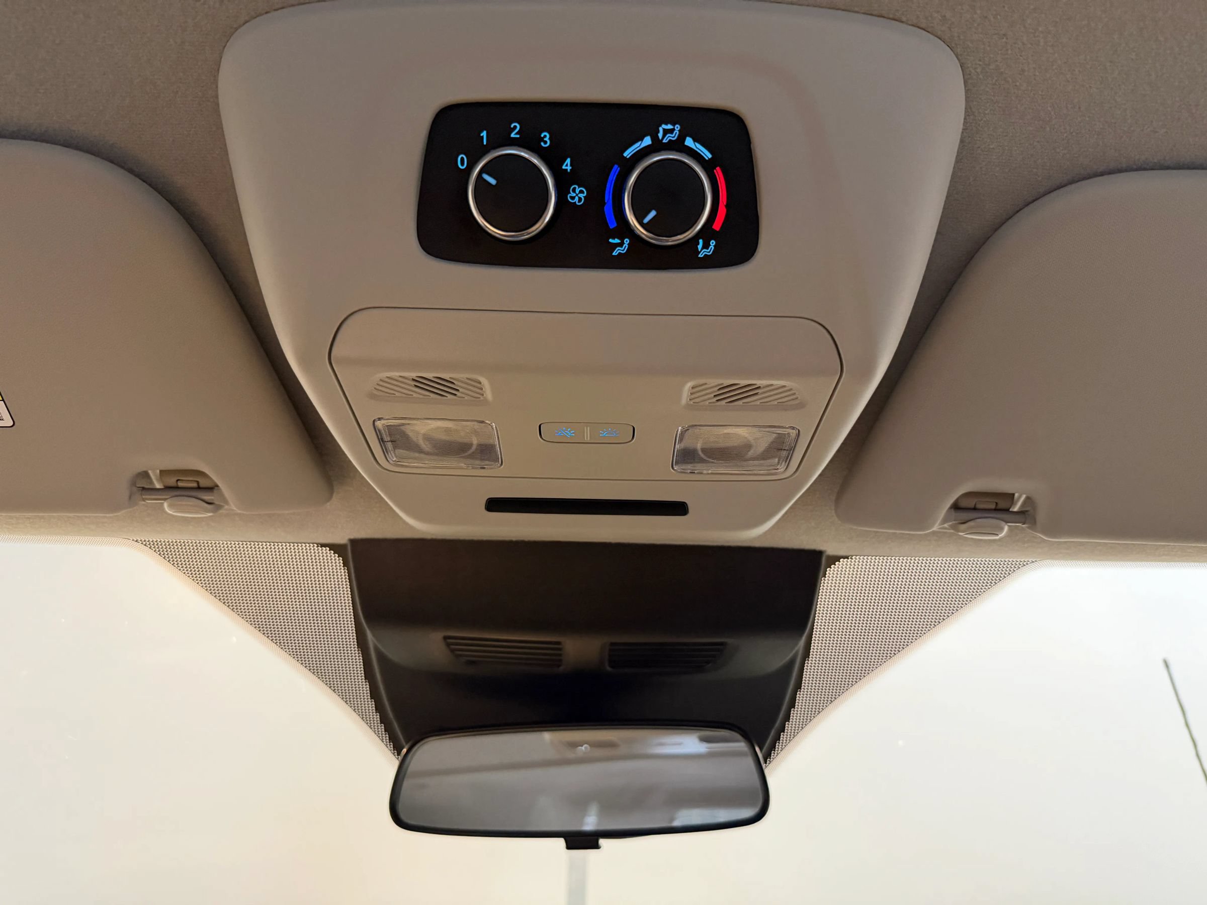 Used 2026 Ford Transit 350 XLT RWD image 15