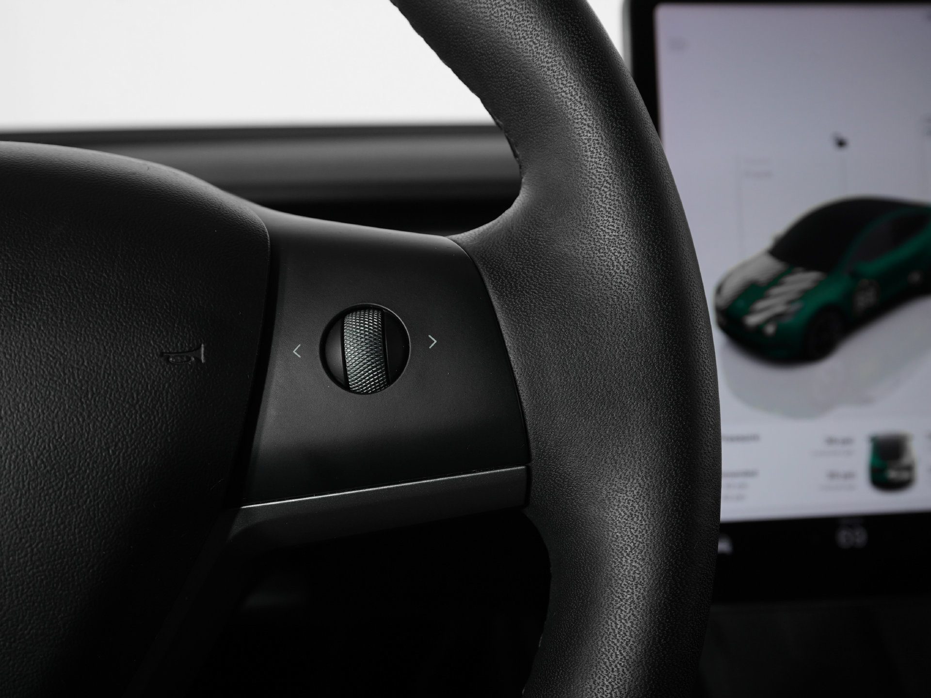 Used 2022 Tesla Model Y Long Range AWD/4WD image 19