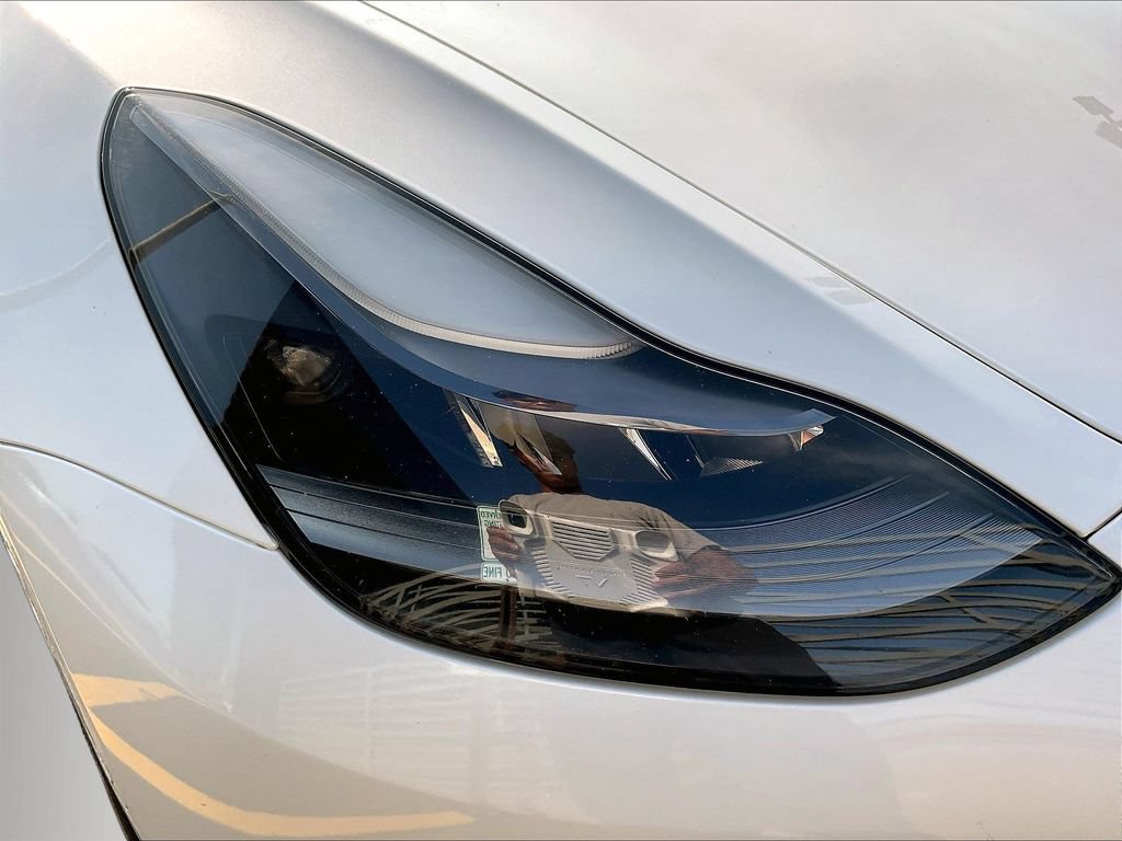 Used 2021 Tesla Model 3 Standard Range Plus RWD image 29