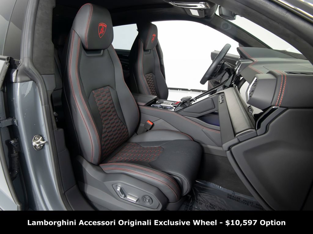 Used 2024 Lamborghini Urus S AWD/4WD image 39
