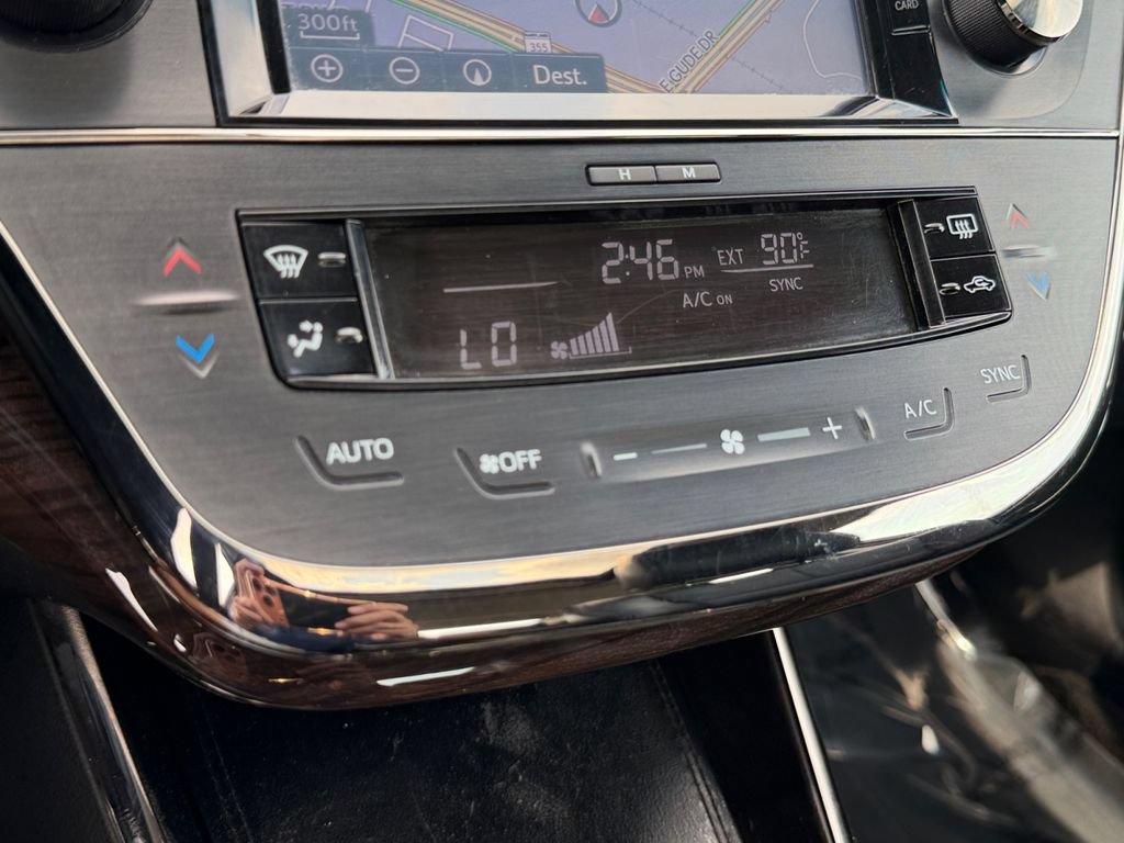 Used 2015 Toyota Avalon XLE Touring FWD image 26