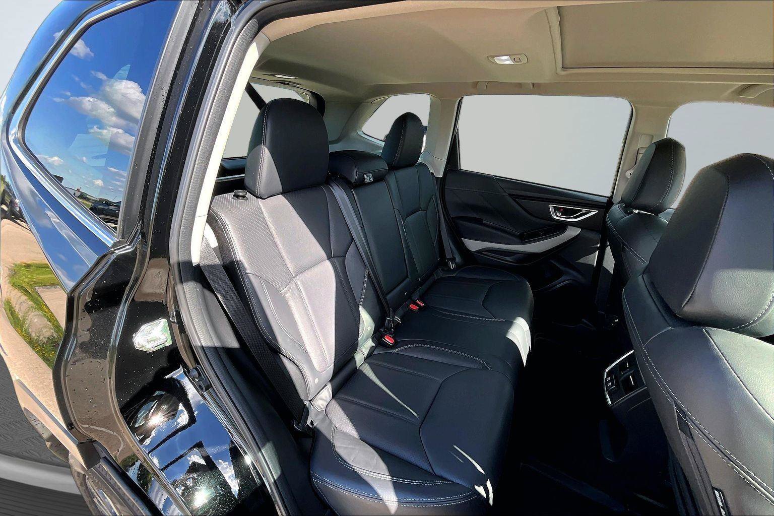 Used 2023 Subaru Forester Limited AWD/4WD image 28