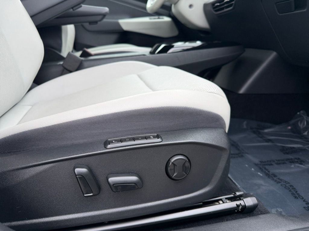 Used 2021 Volkswagen ID.4 1st Edition image 16