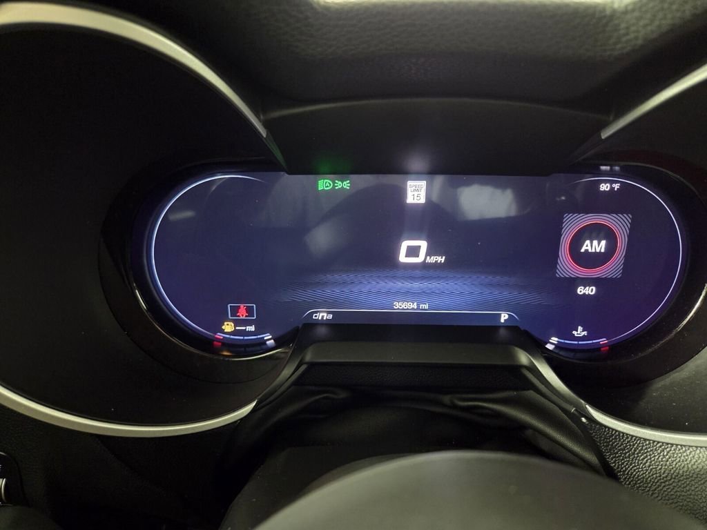 Used 2024 Alfa Romeo Stelvio Veloce image 16