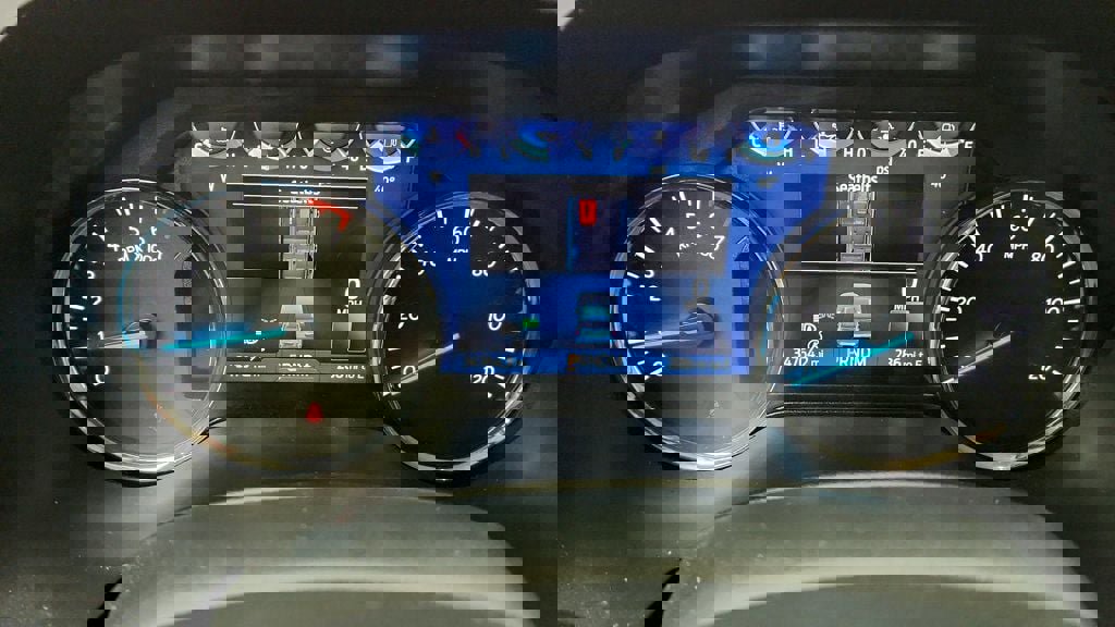 Used 2024 Ford Expedition Limited image 14