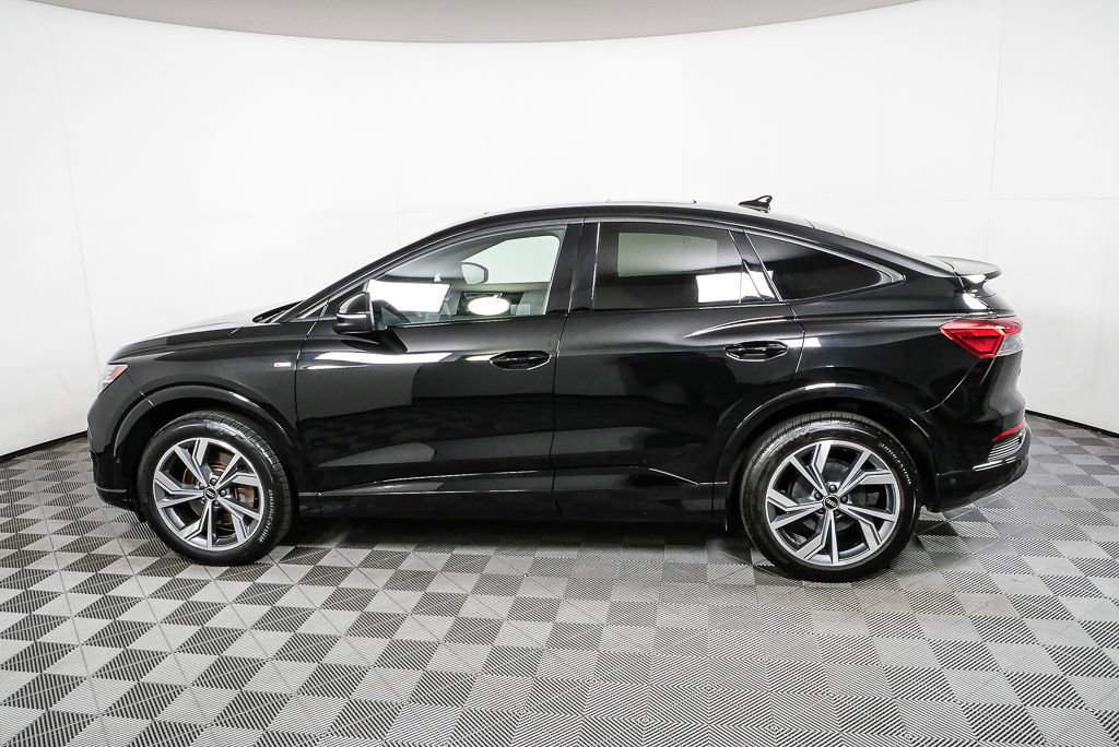 Certified 2023 Audi Q4 e-tron Prestige w/ Black Optic Package image 30