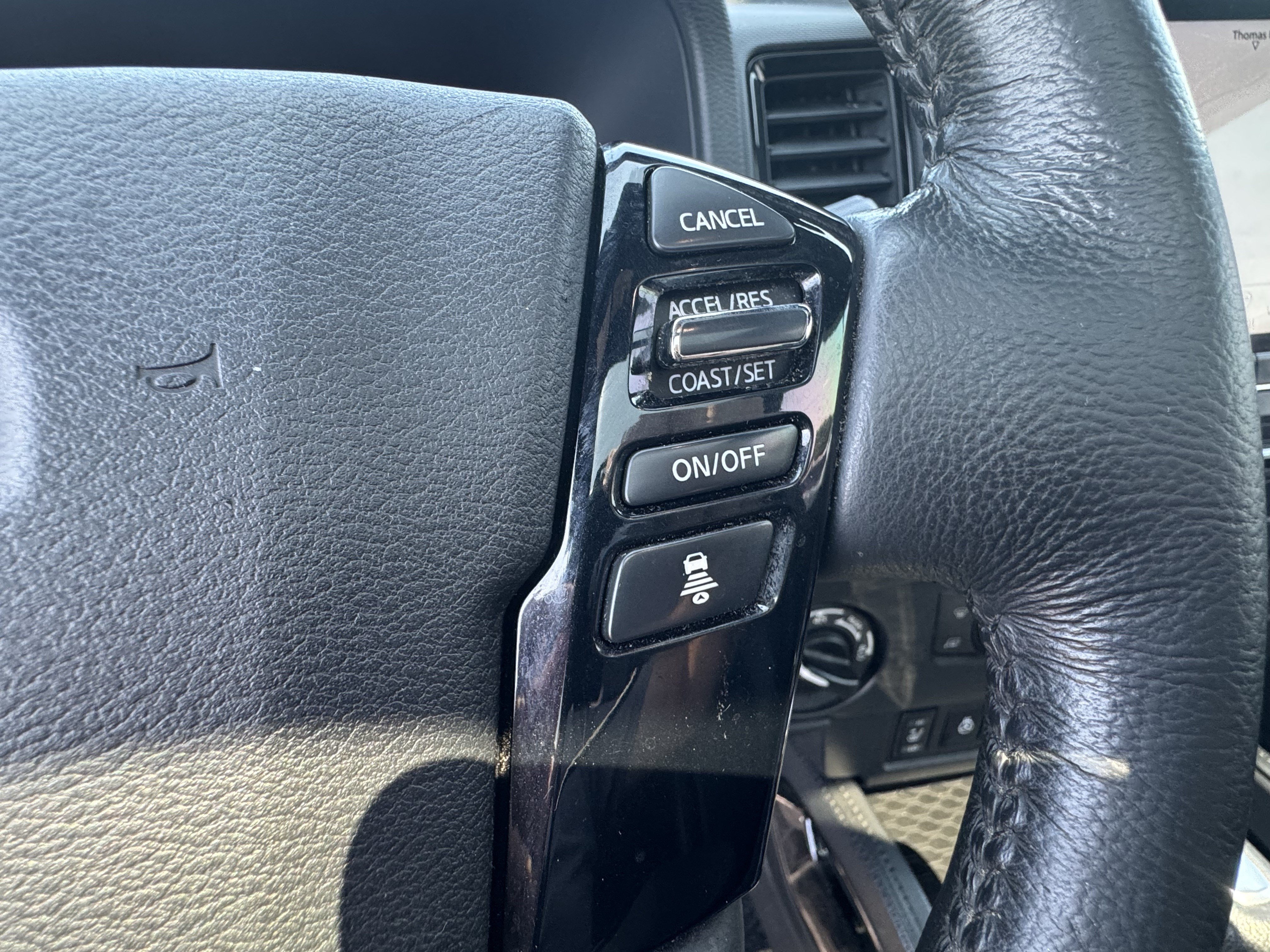 Used 2022 Nissan Frontier PRO-4X w/ Pro-4X Premium Package AWD/4WD image 34