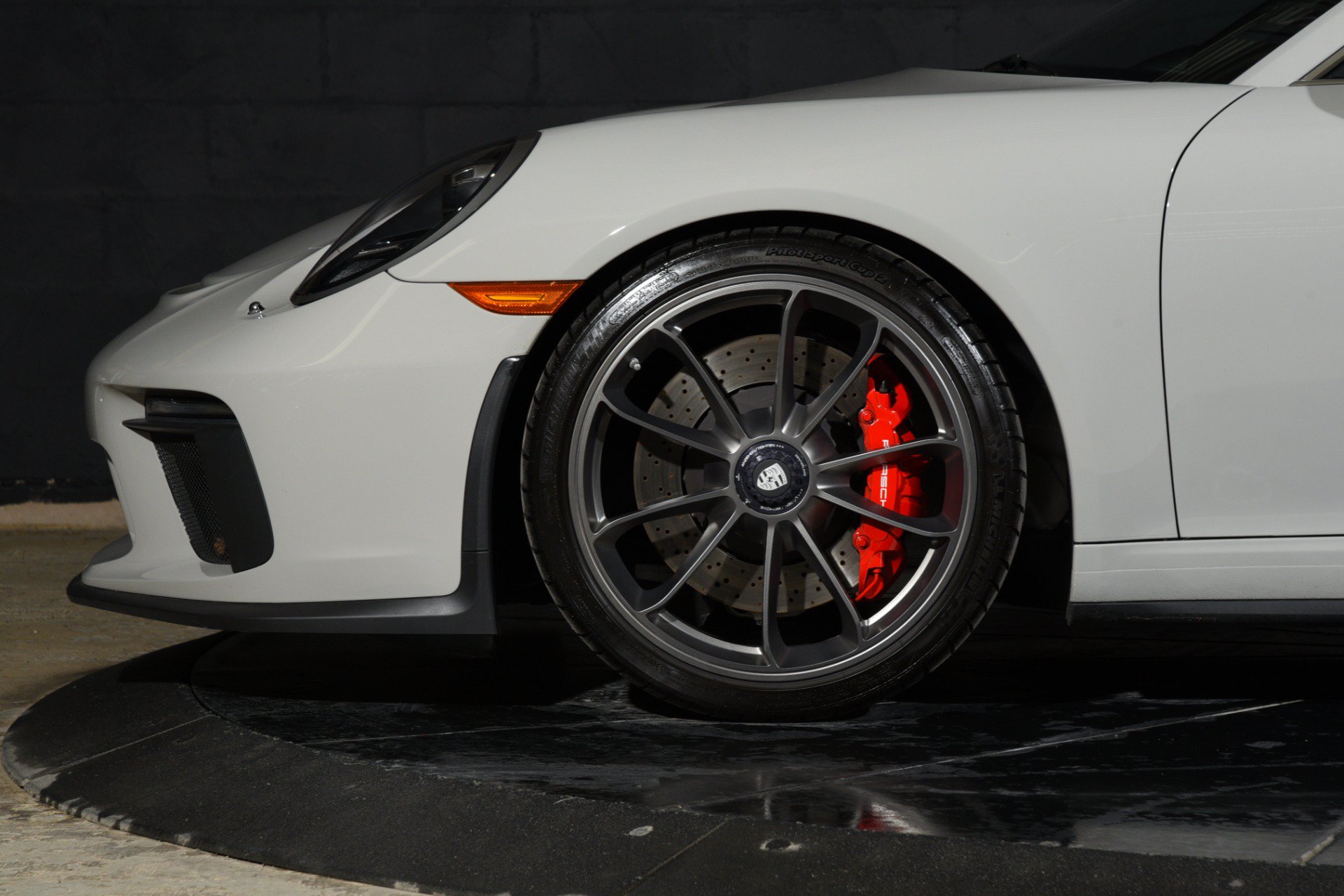 Used 2019 Porsche 911 GT3 RWD image 16
