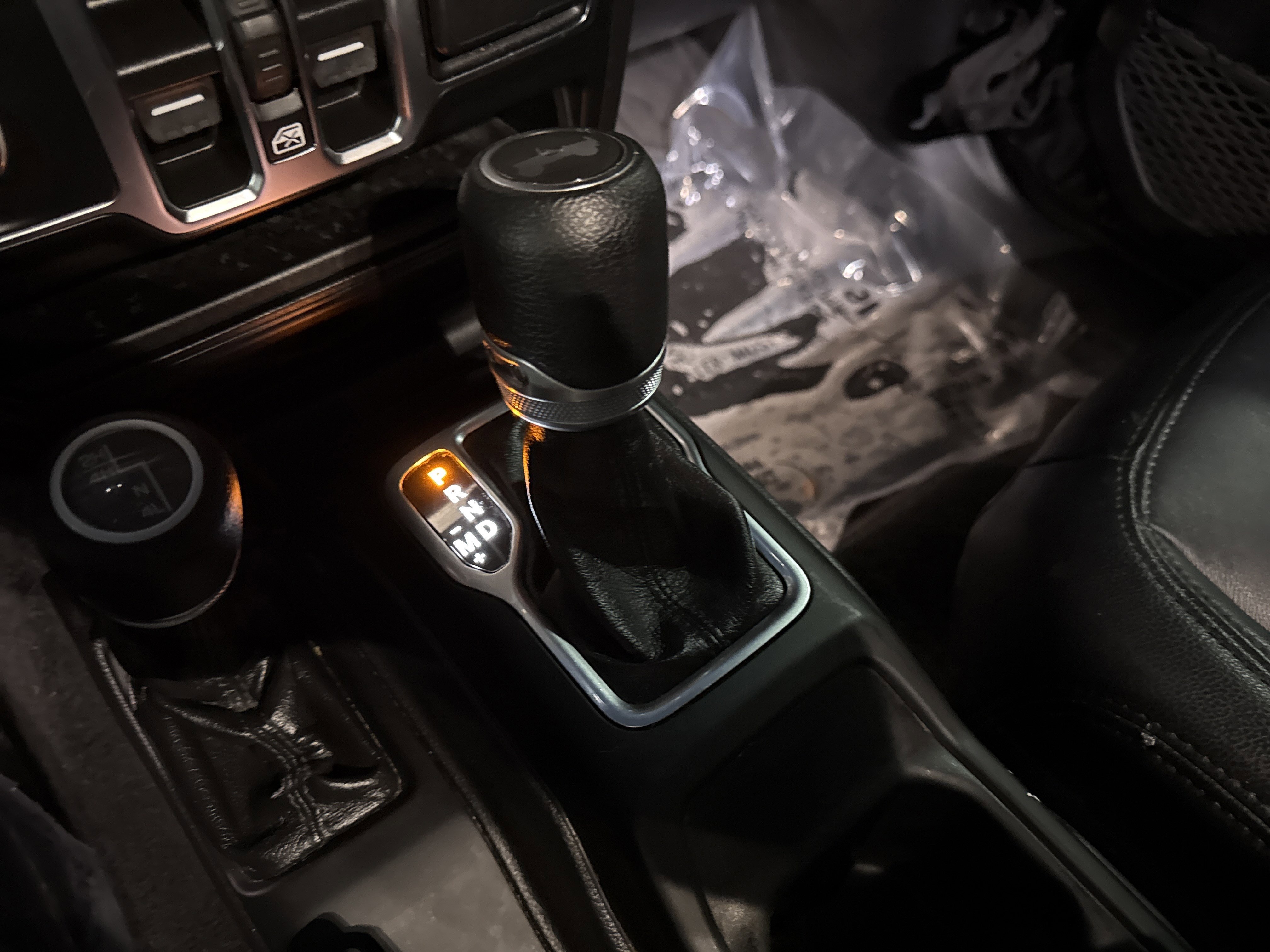 Used 2022 Jeep Wrangler Unlimited Sport w/ Sun And Sound Package image 28