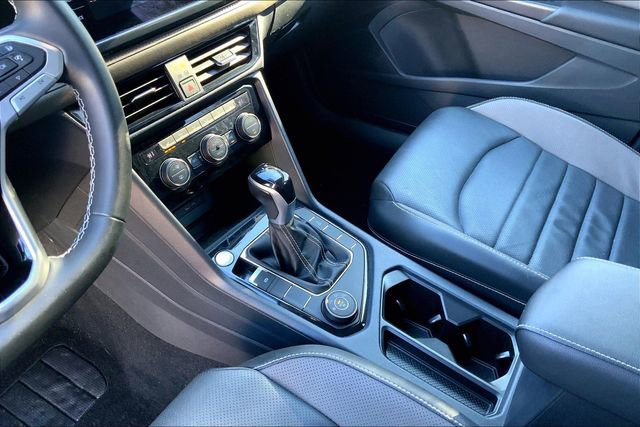 Used 2023 Volkswagen Taos SEL image 16