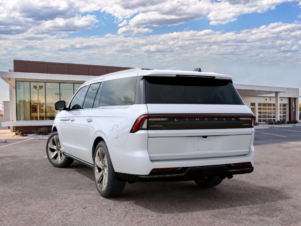 New 2027 Lincoln Navigator L Black Label AWD/4WD image 8