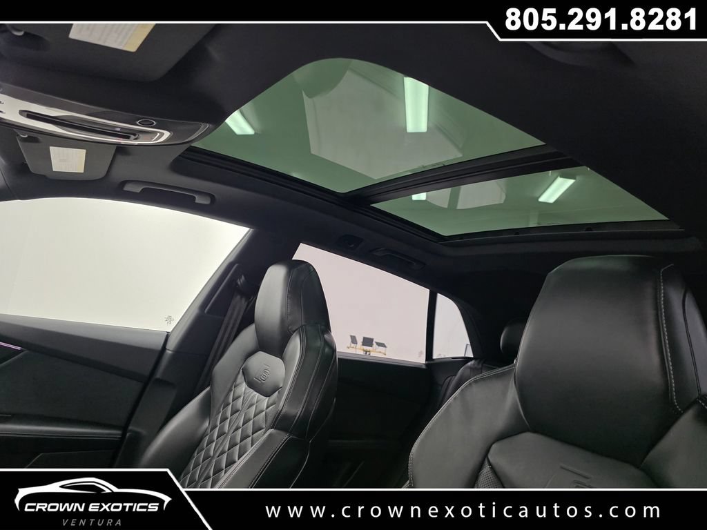 Used 2026 Audi SQ8 Prestige AWD/4WD image 22