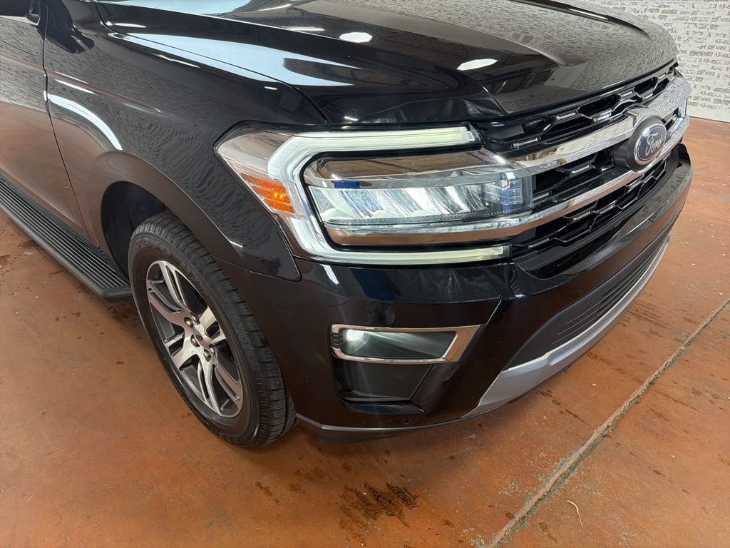 Used 2024 Ford Expedition Max Limited AWD/4WD image 9