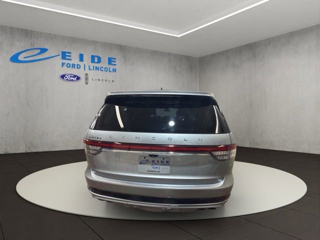 Certified 2024 Lincoln Aviator Reserve w/ Jet Package AWD/4WD image 9