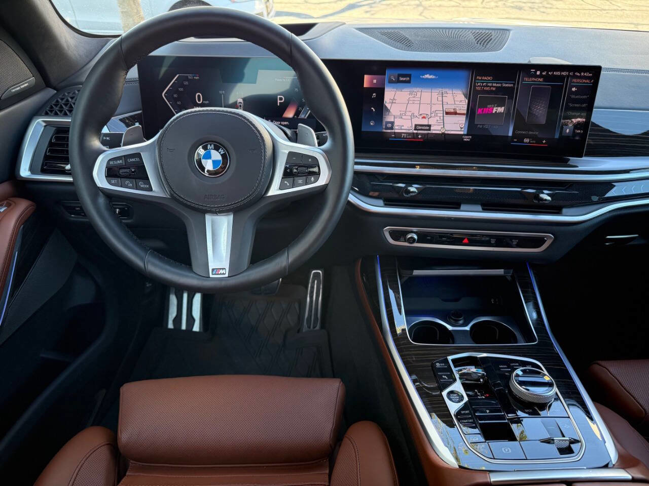 Used 2023 BMW X7 xDrive40i w/ Executive Package image 28