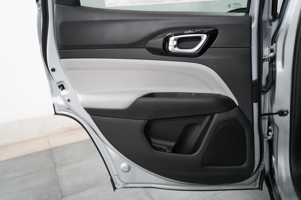 New 2026 Jeep Compass Limited AWD/4WD image 15