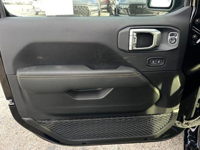 New 2025 Jeep Wrangler Sahara w/ Technology Group image 17