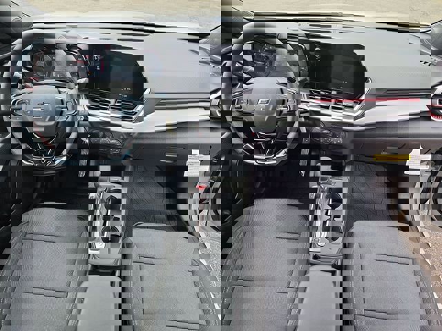 New 2026 Chevrolet Trax RS w/ Sunroof Package image 18