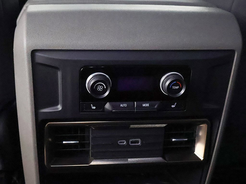 Used 2024 GMC Hummer EV 3X w/ LPO, Illumination Package image 34