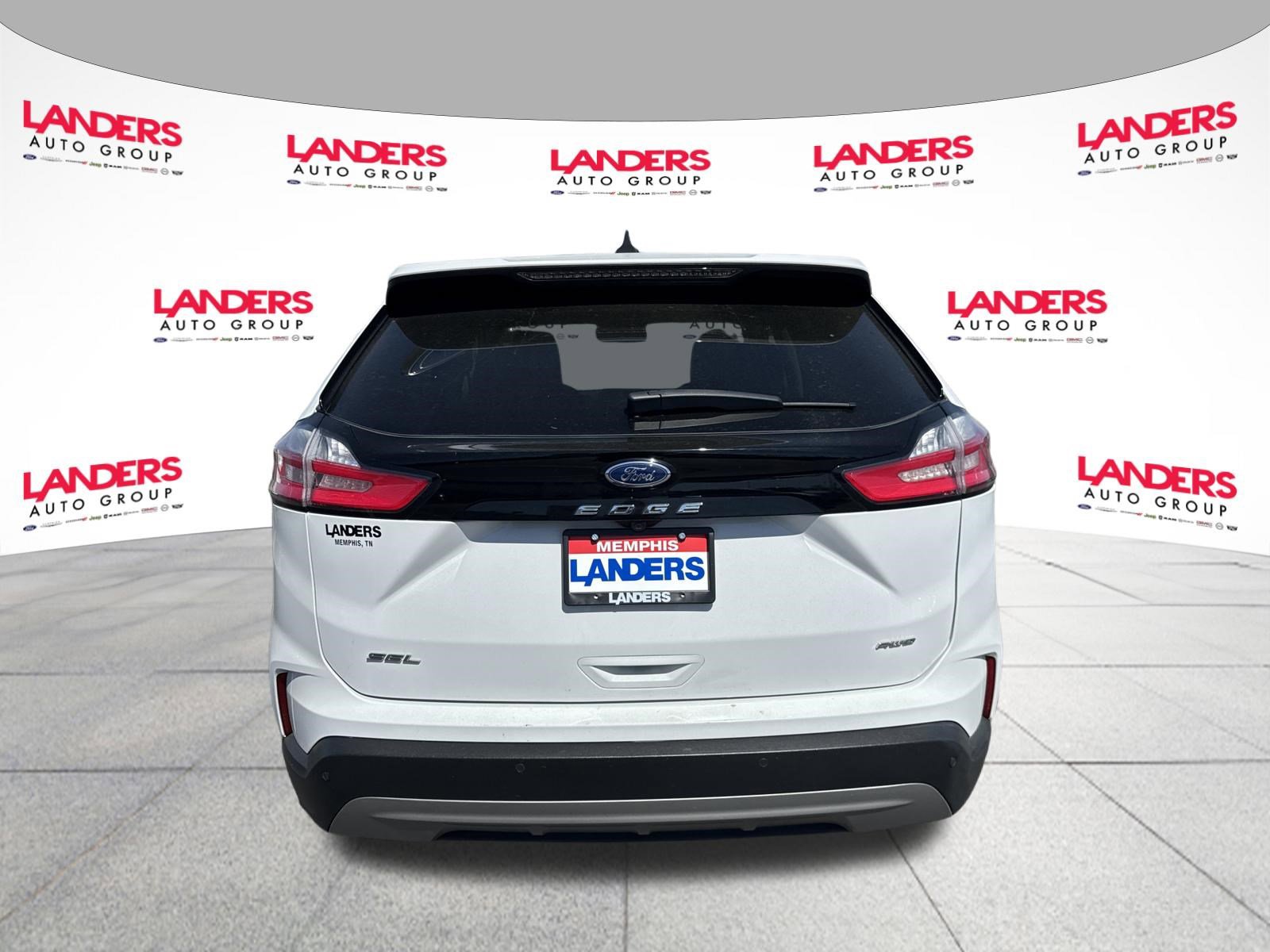 Used 2024 Ford Edge SEL image 4