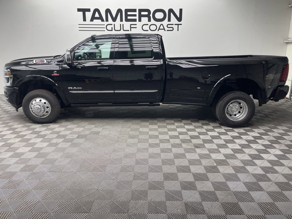New 2026 RAM 3500 Limited image 2